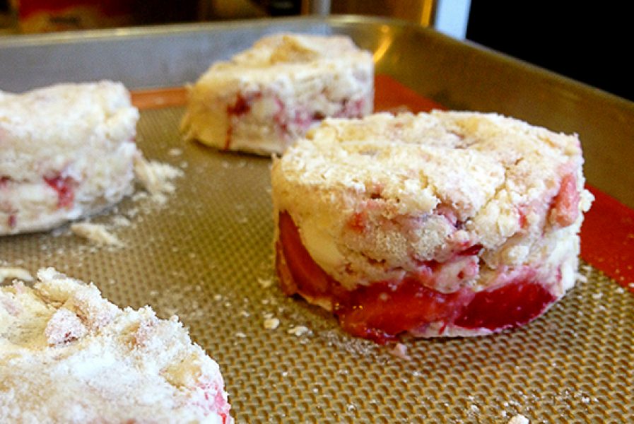 0076_StrawberryBiscuits_myimpkitch