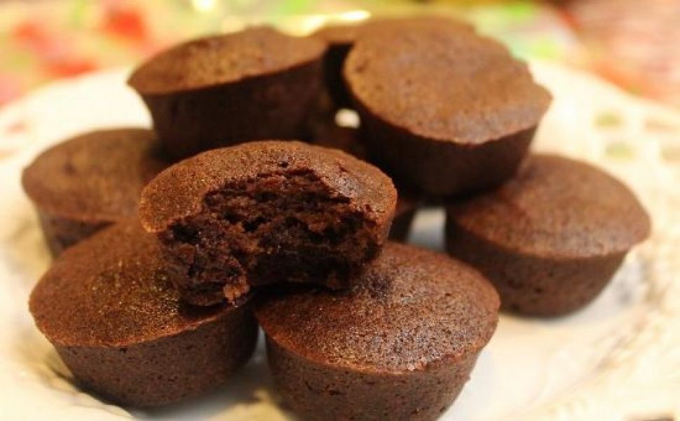 lPaleo-Friendly-Dark-Chocolate-Banana-Brownie-Muffins744768050