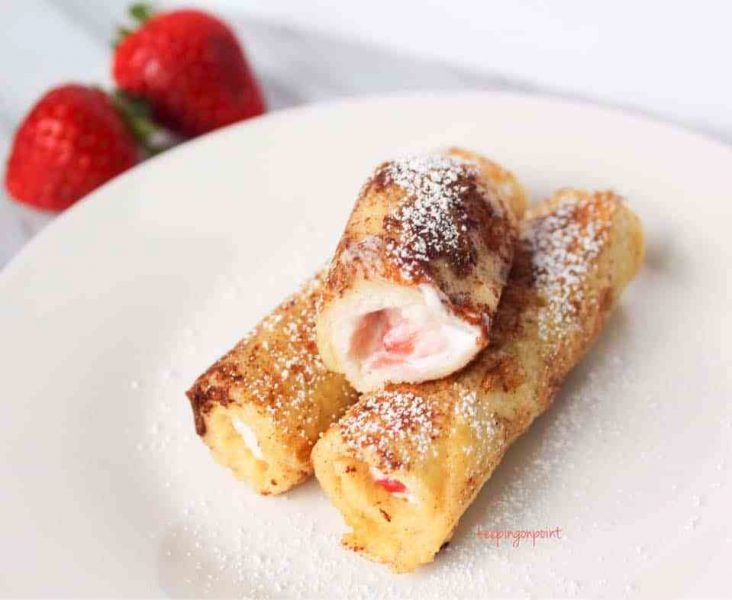 Strawberries-and-Cream-Cheese-French-Toast-Roll-Ups-Weight-Watchers-Freestyle-3