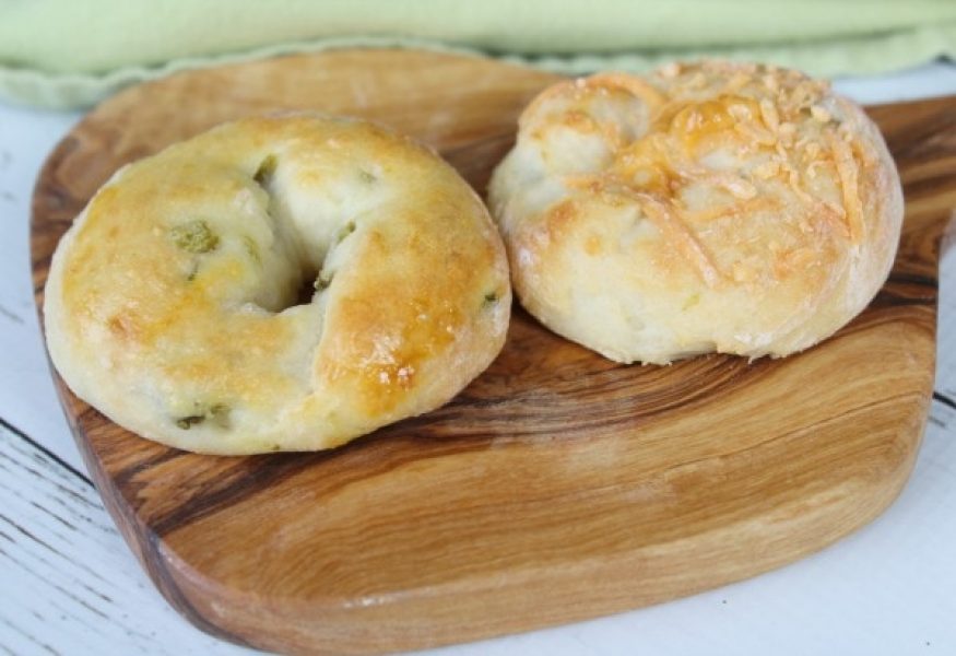 Weight-Watchers-2-Ingredient-Bagels-with-Jalapenos-Post6