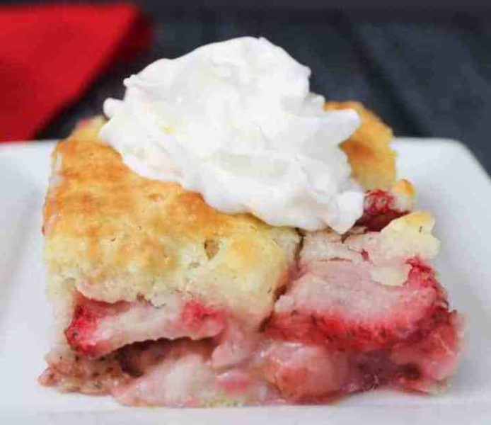 Weight-Watchers-Freestyle-Recipes-Strawberry-Cobbler