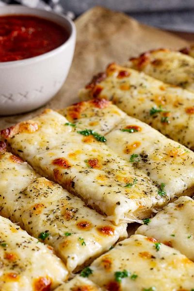 cheese-breadsticks-picture