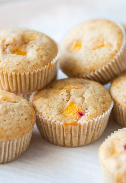 peach-muffins